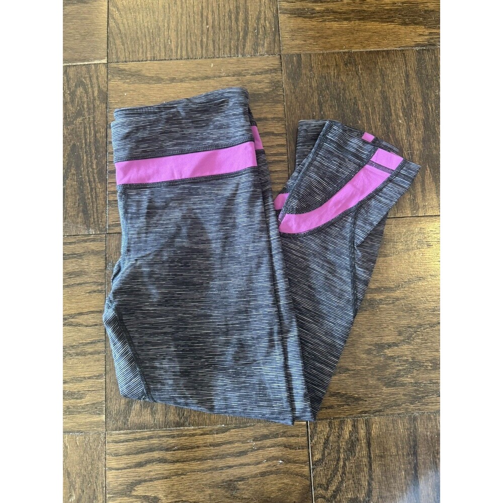 Lululemon Womens Gray Pink Space Dye Athletic Cropped Leggings Size 6 - Picture 3 of 4